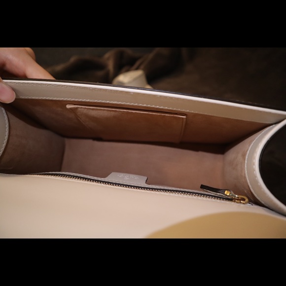 Gucci Sylvie White Small Shoulder Bag - Picture 11 of 16